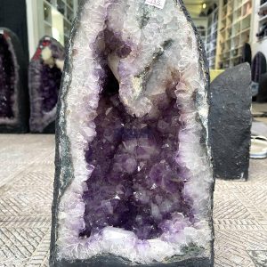 Hốc Thạch Anh Tím – Amethyst Geode, KT: 38.5x21CM, KL: 13.5kg
